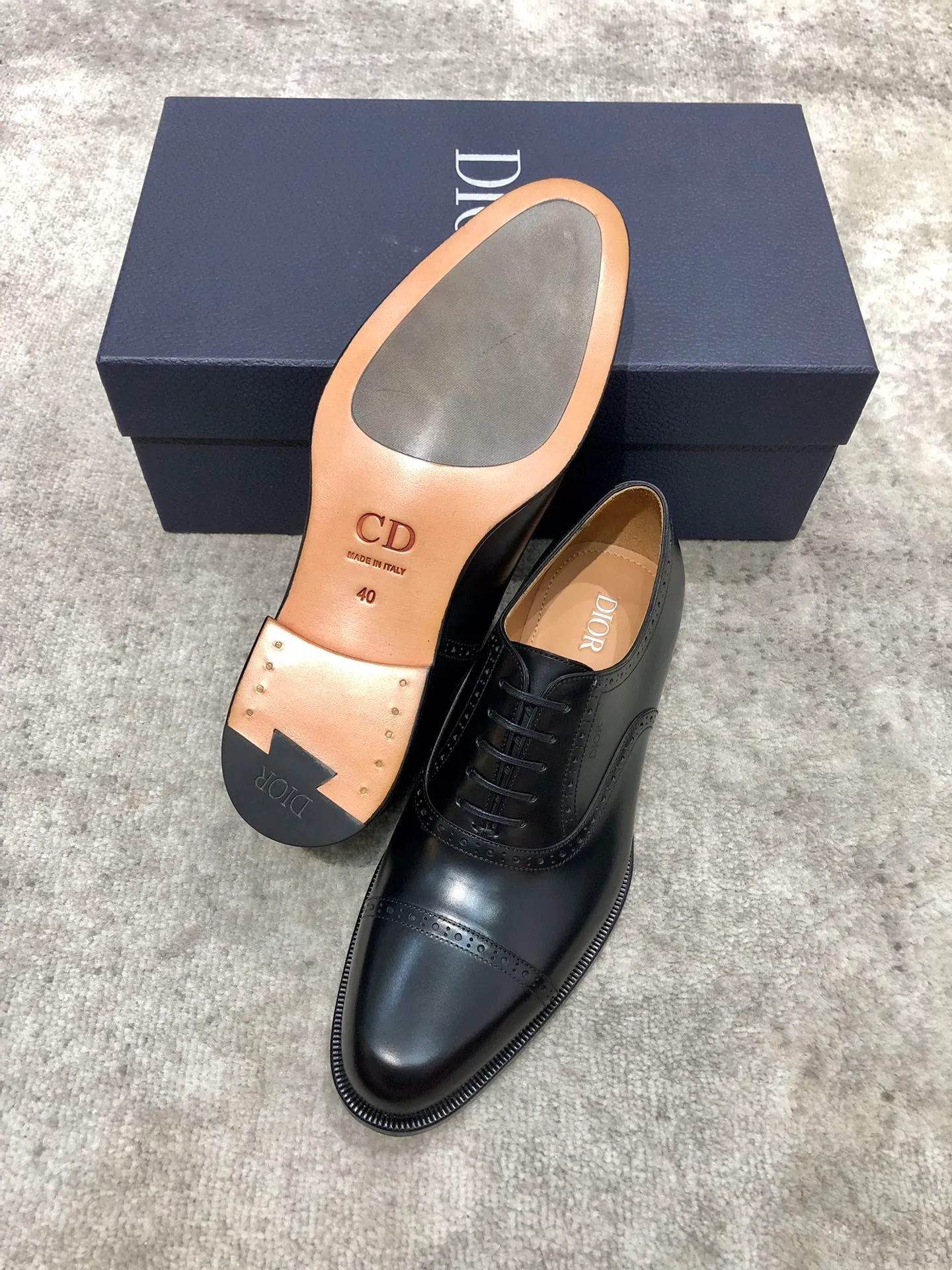 Men's shoes 💰960 Dior's new counters are on sale at the same time, with imported cowhide uppers, water-dyed cowhide lining, genuine leather outsole, impeccable details, standard size 38-44,